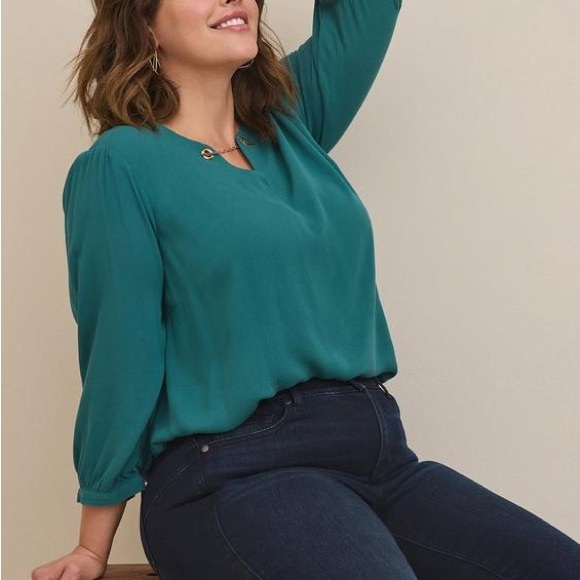 New Unworn with Tags - Torrid Crepe Chain Blouse - Picture 2 of 10